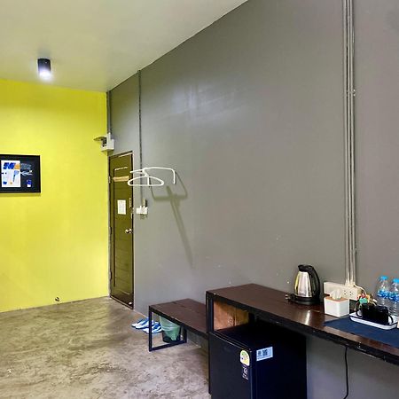 Hostel Nokhook House Trang Zewnętrze zdjęcie
